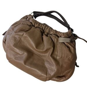 BCBGMaxAzria GUC close to excellent HUGE Gathered slouch Leather Hobo Bag